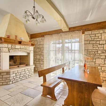 Charming Stone Lavanda With Private Pool In Pula Near The *