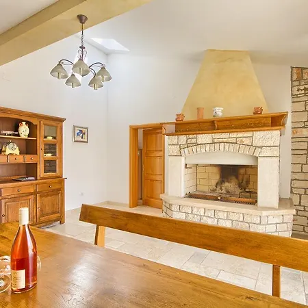 Charming Stone Lavanda With Private Pool In Pula Near The Villa *