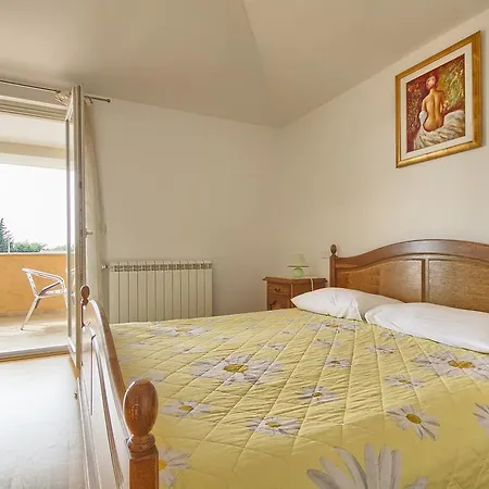 Charming Stone Lavanda With Private Pool In Pula Near The