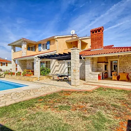Villa Charming Stone Lavanda With Private Pool In Pula Near The *